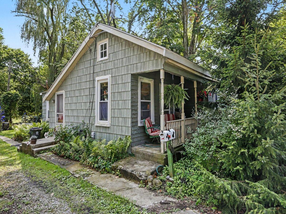 MLS #26041895 image #0