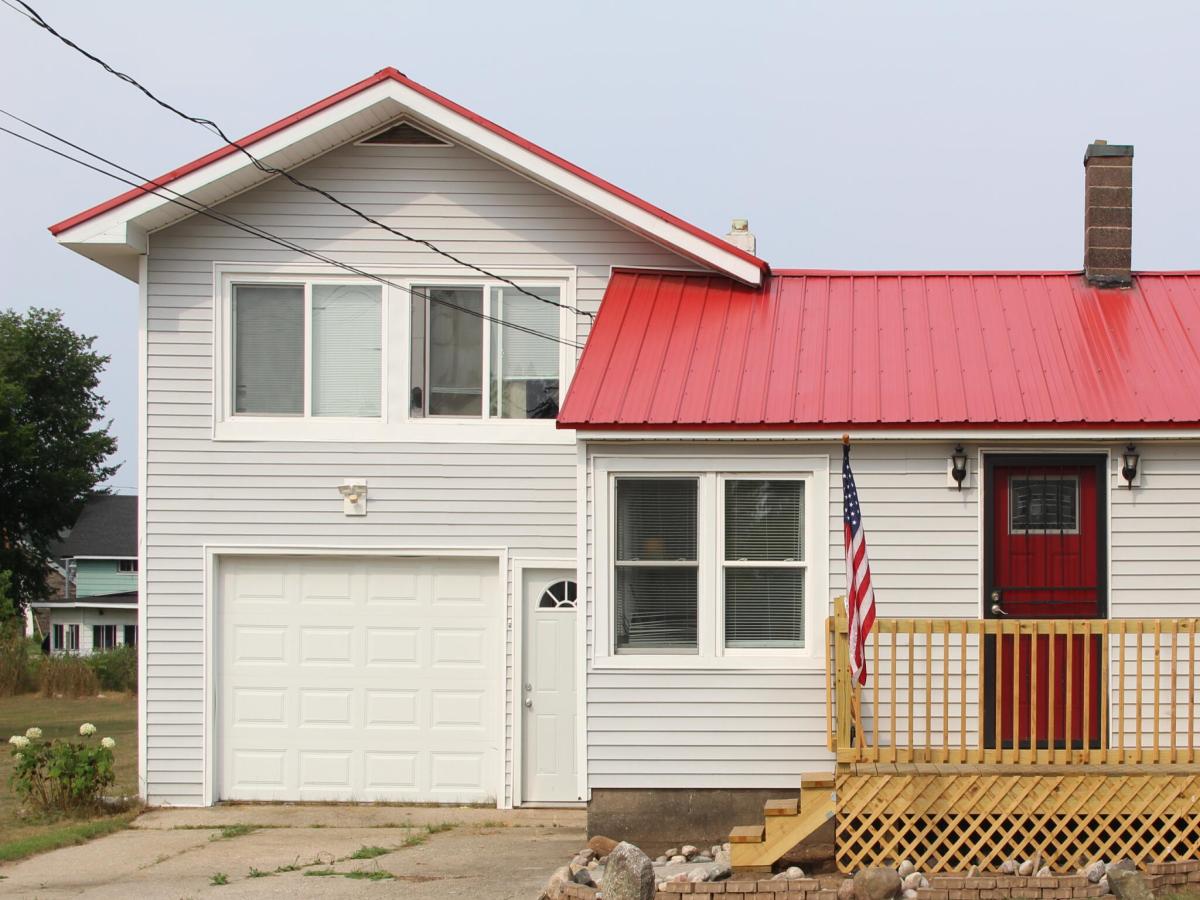 MLS #26041977 image #0