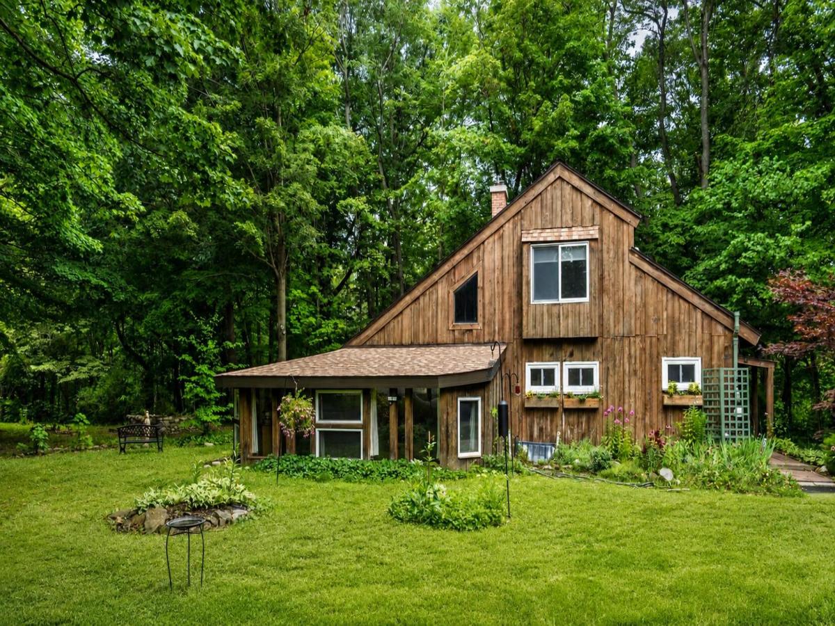 MLS #26042366 image #0