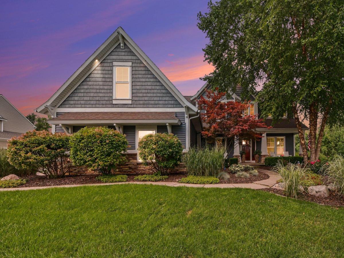 MLS #26042425 image #0