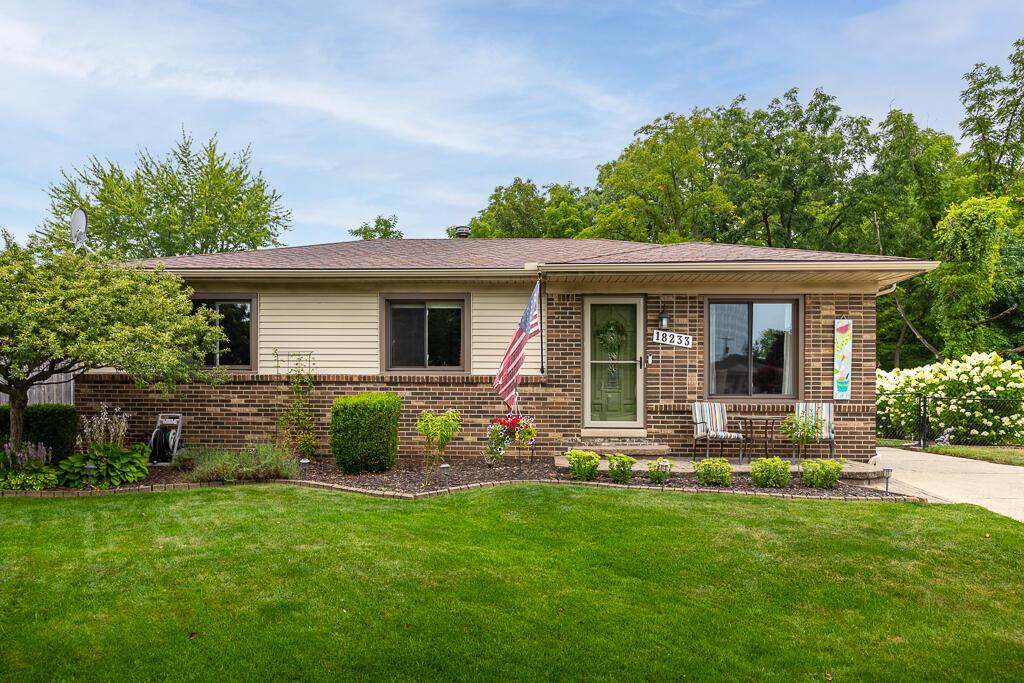MLS #26042455 image #0