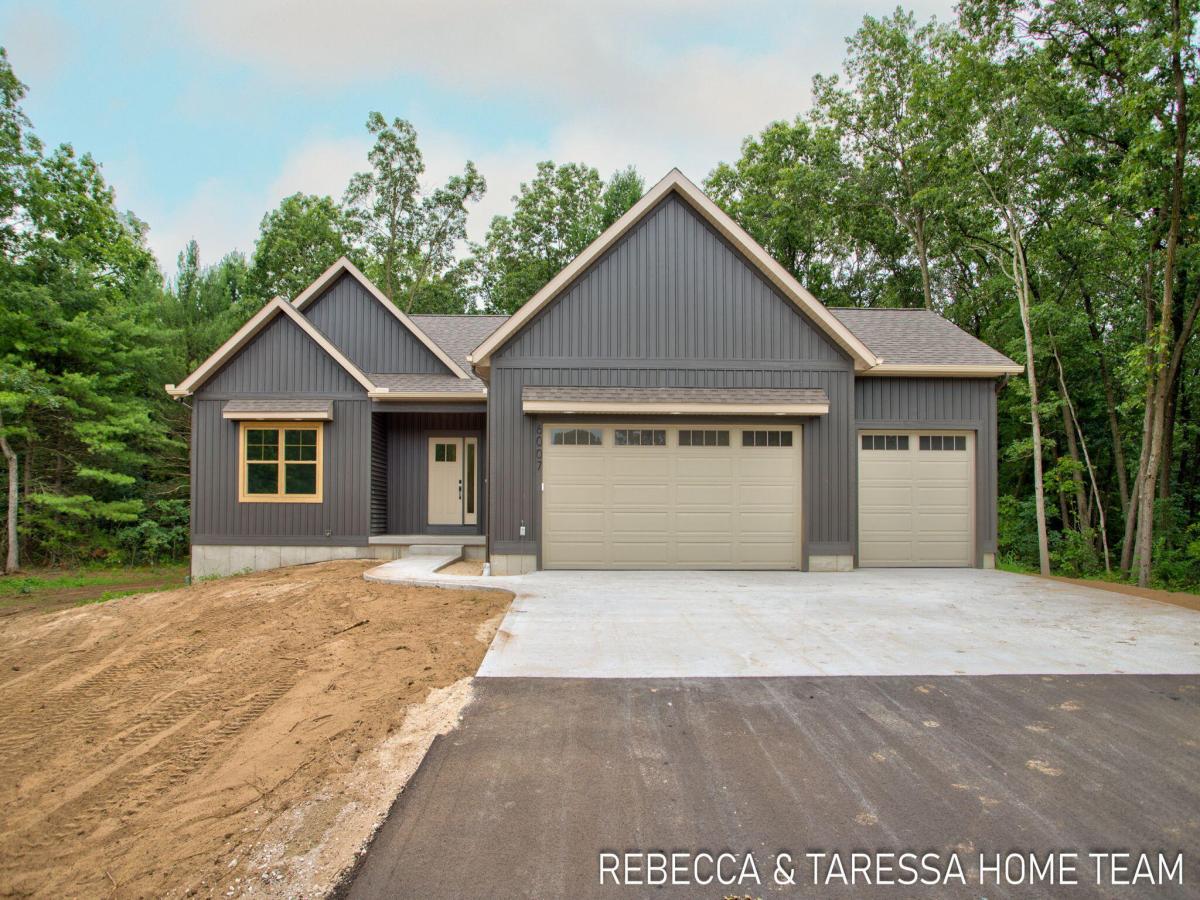 MLS #26042965 image #0