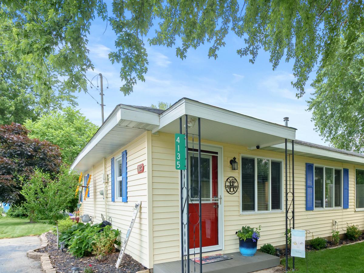 MLS #26043055 image #0