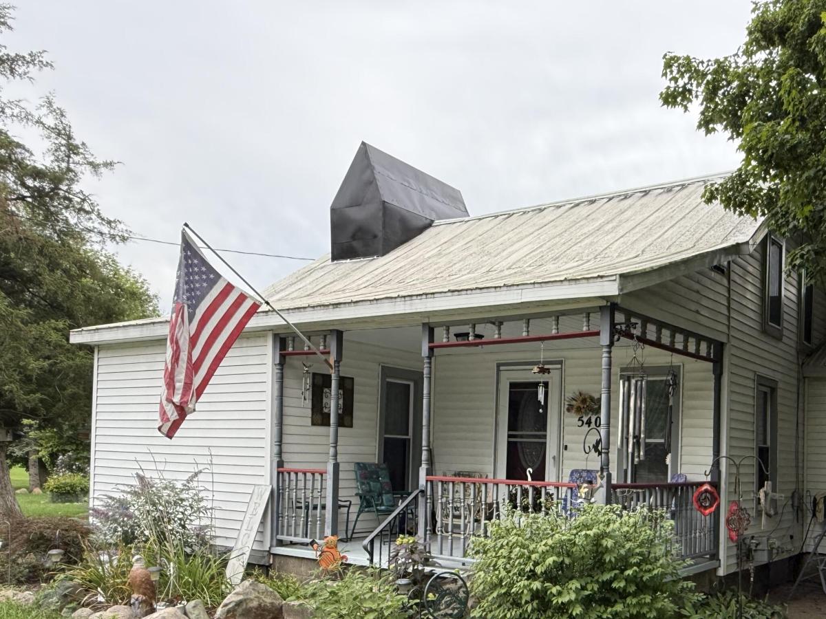 MLS #26043517 image #0