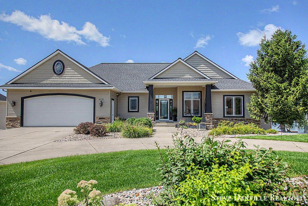 MLS #26043529 image #0