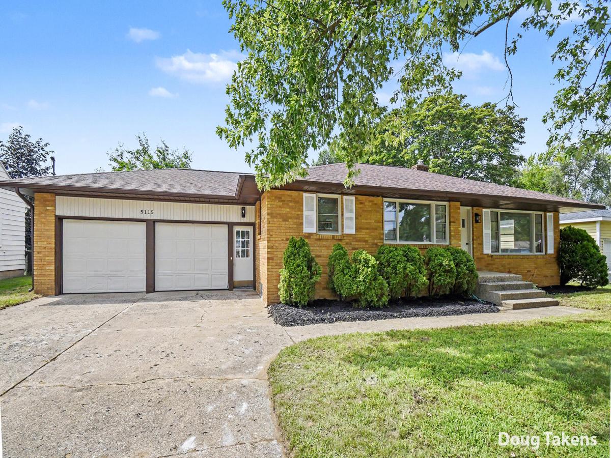 MLS #26043608 image #0