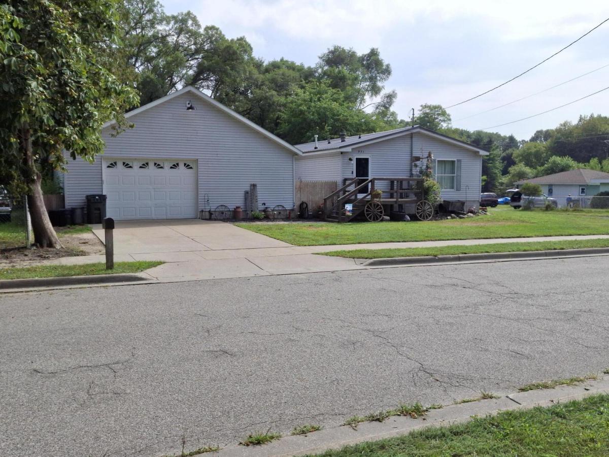 MLS #26043850 image #0