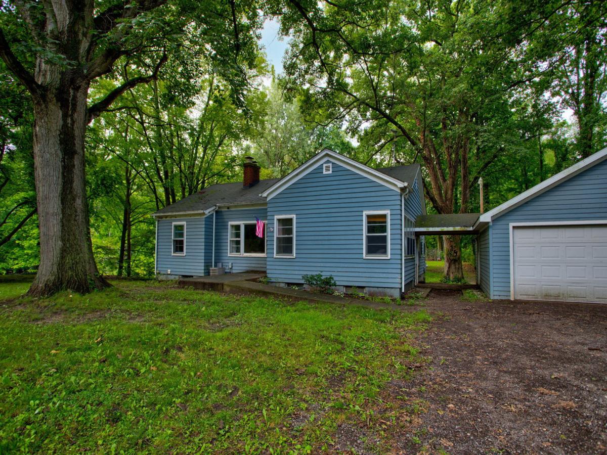 MLS #26043916 image #0