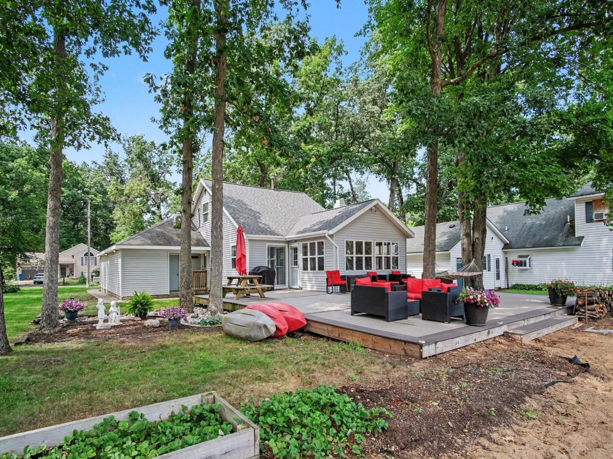 MLS #26043934 image #0