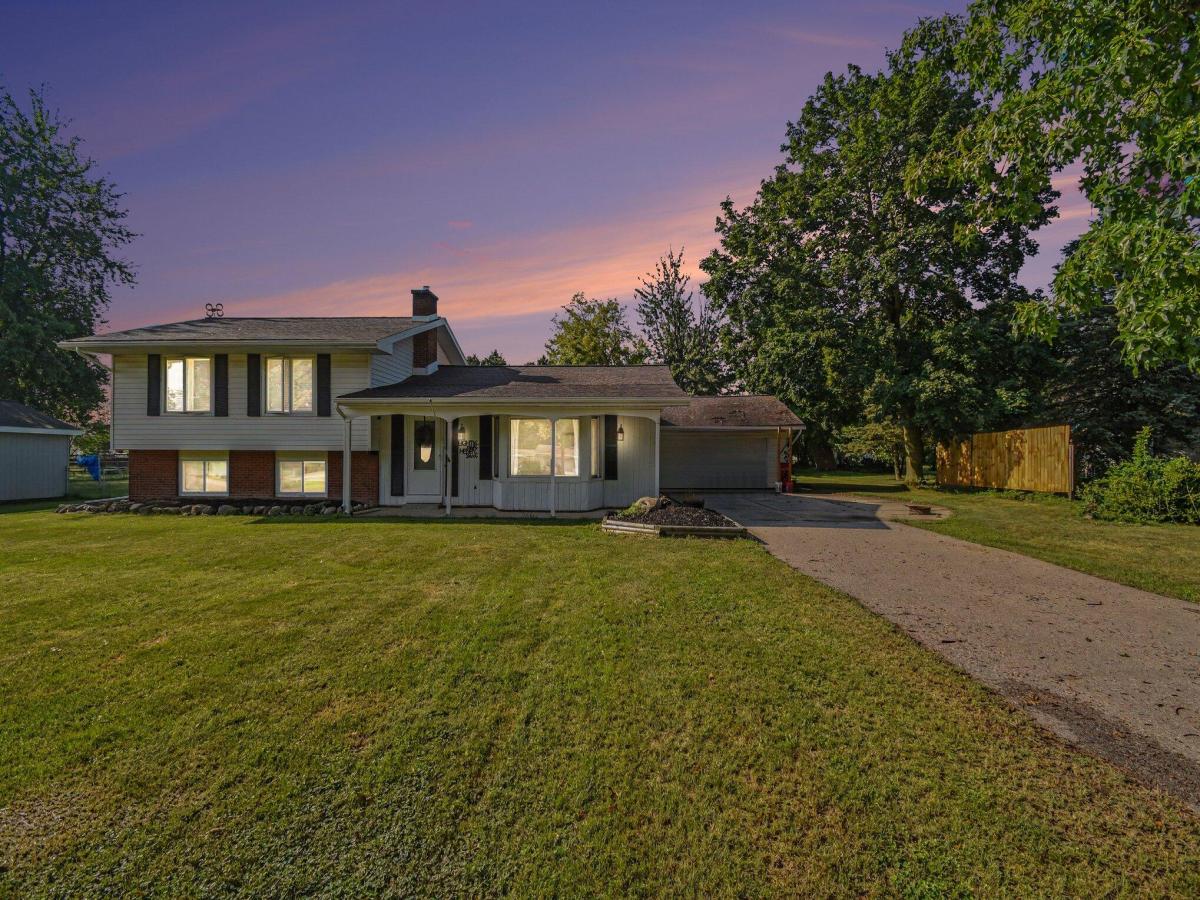 MLS #26044059 image #0