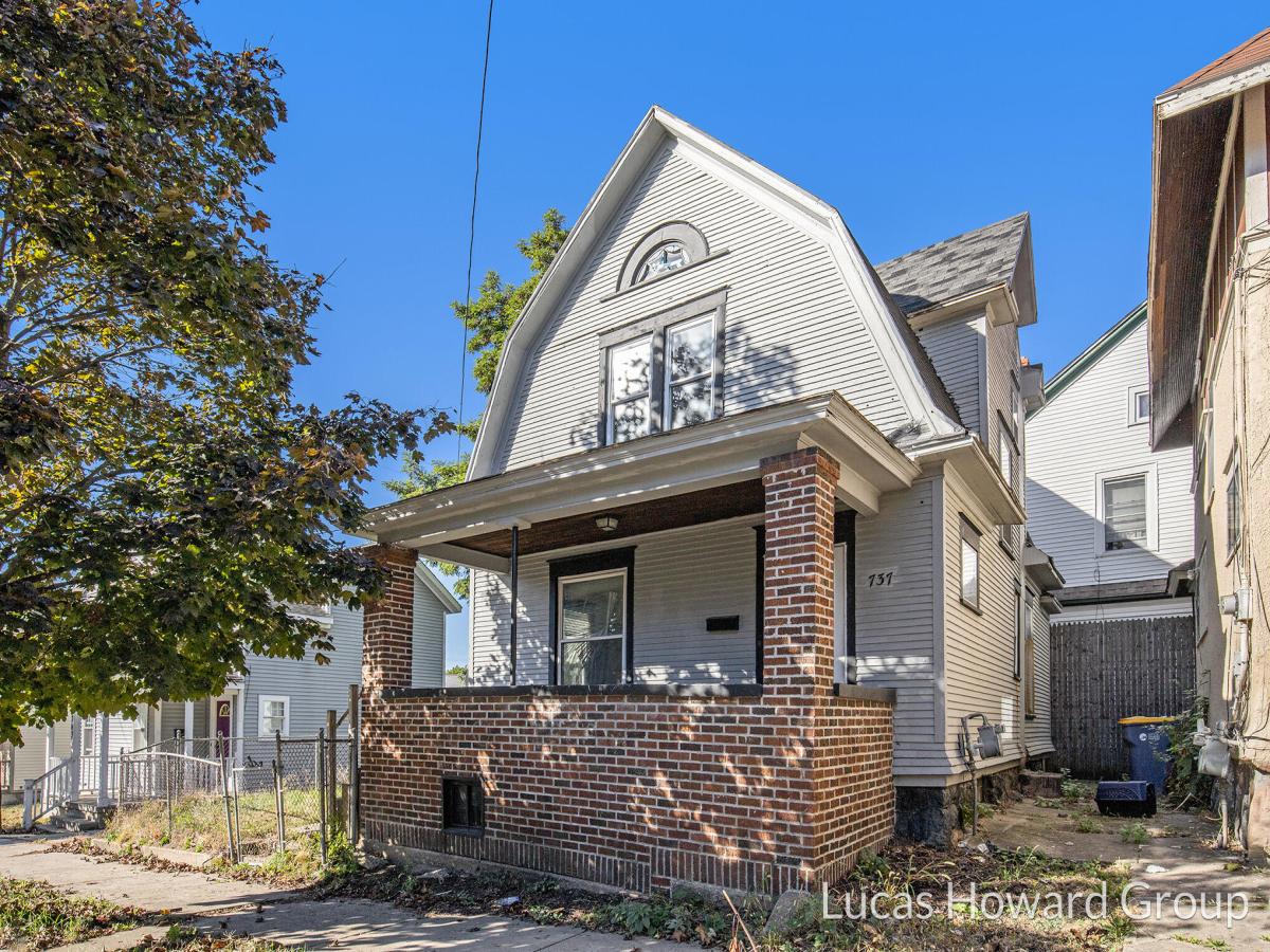 MLS #26044156 image #0