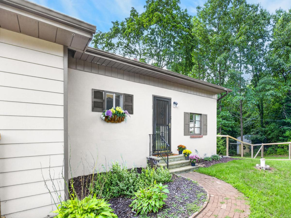 MLS #26044317 image #0