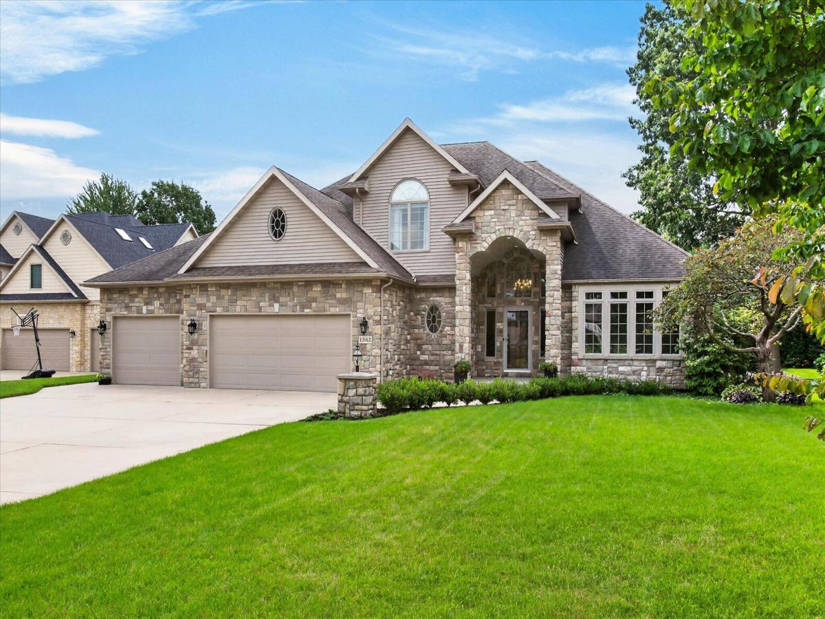 MLS #26044584 image #0