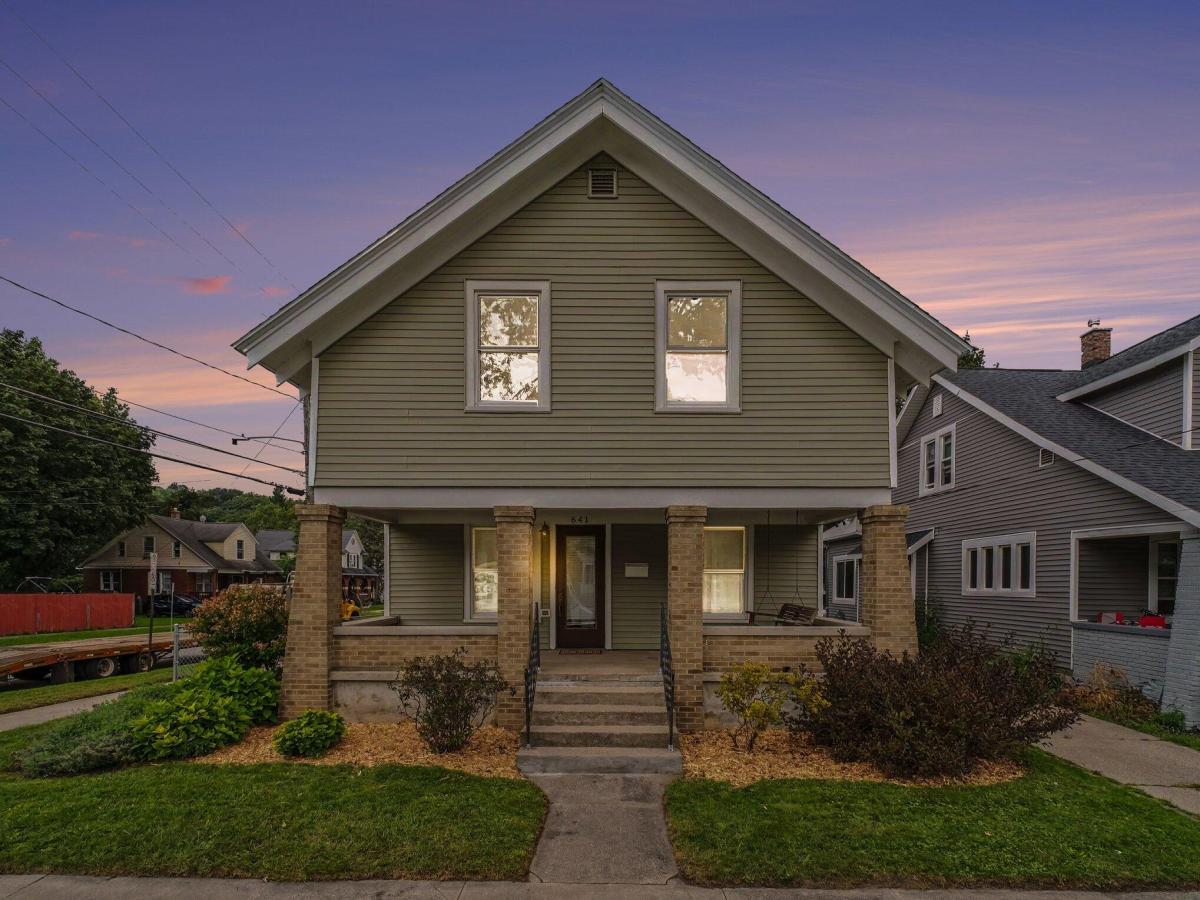 MLS #26044662 image #0