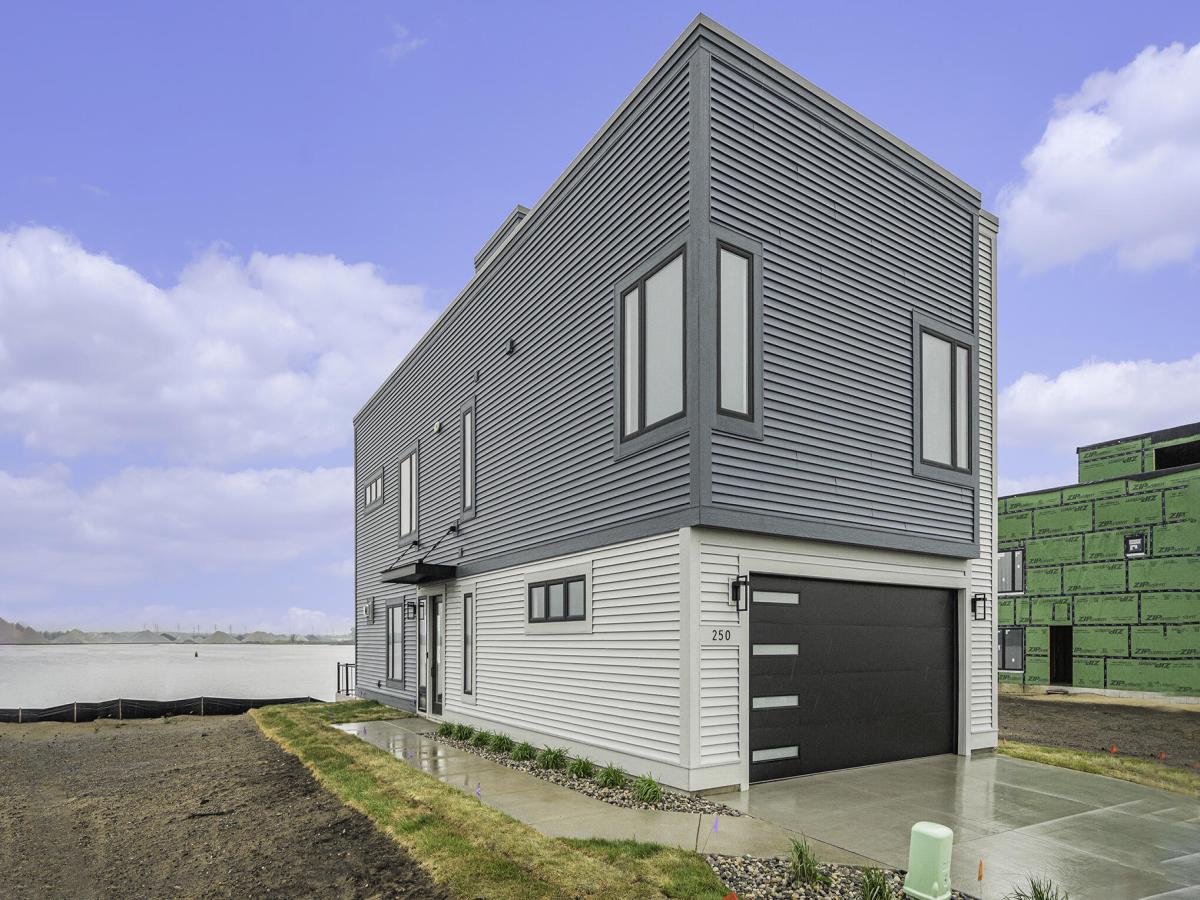 MLS #26044749 image #0