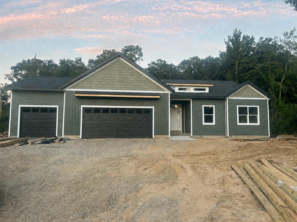 MLS #26045023 image #0