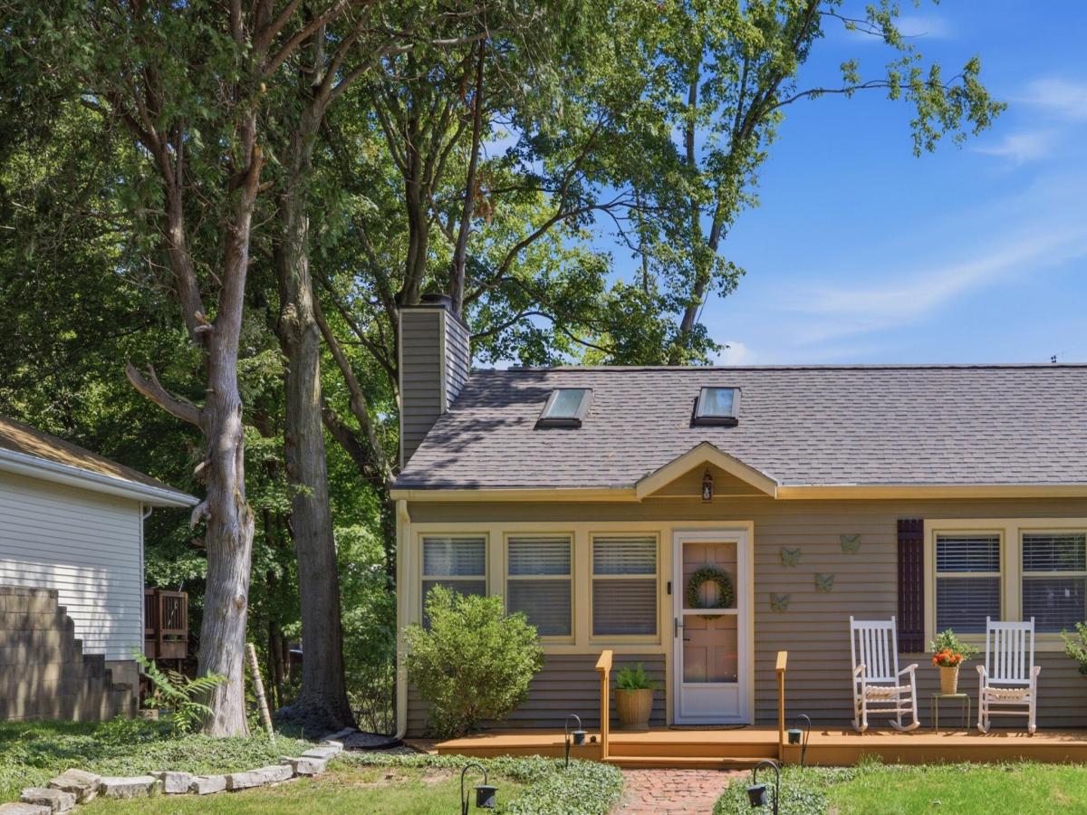 MLS #26045103 image #0