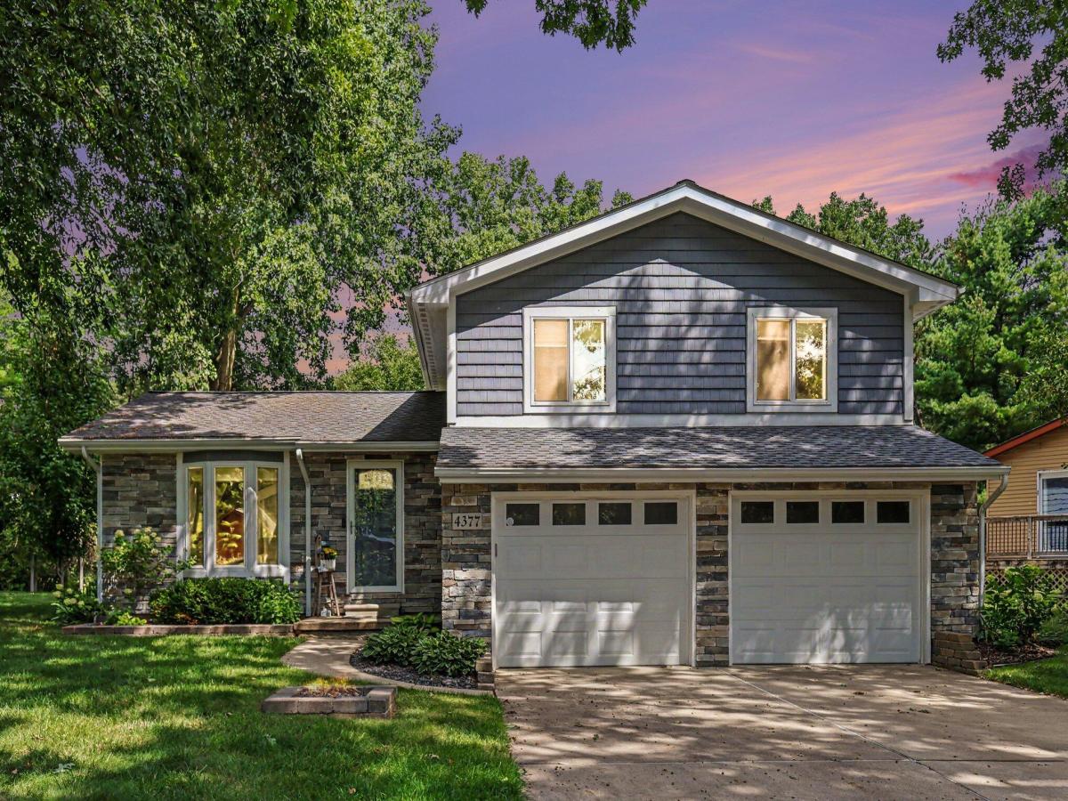 MLS #26045131 image #0