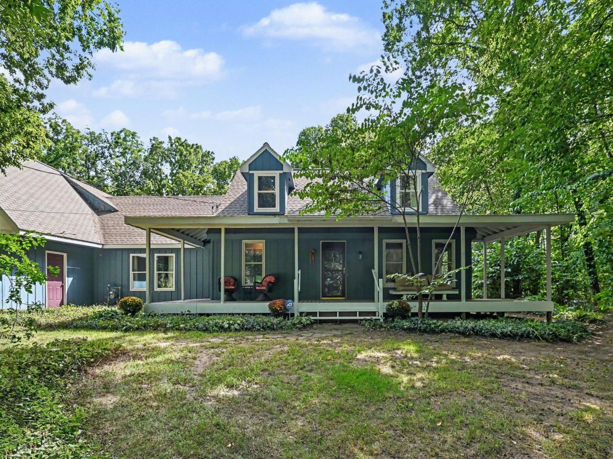 MLS #26045190 image #0