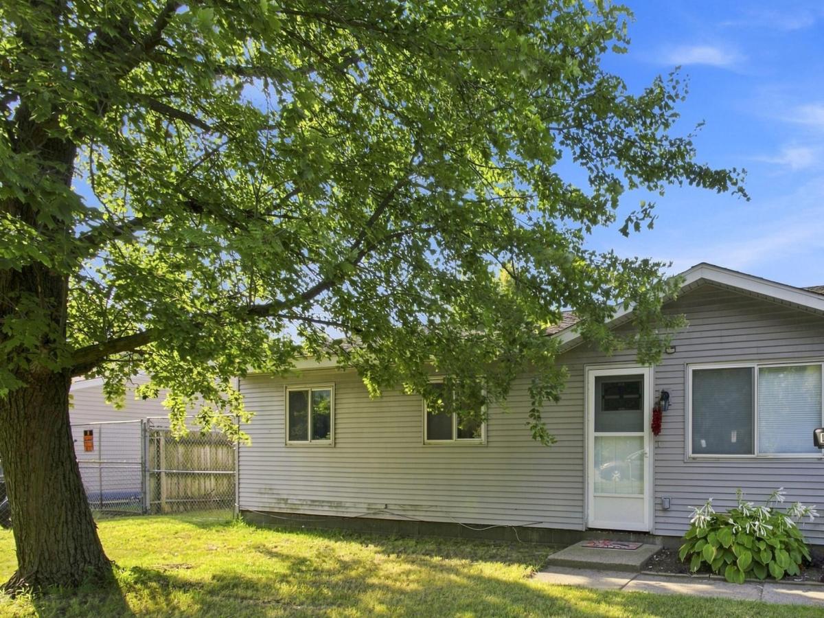 MLS #26045404 image #0