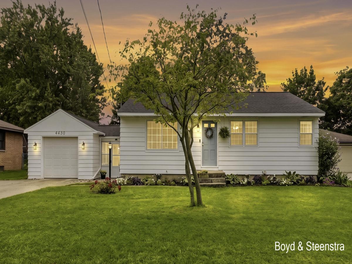 MLS #26045407 image #0