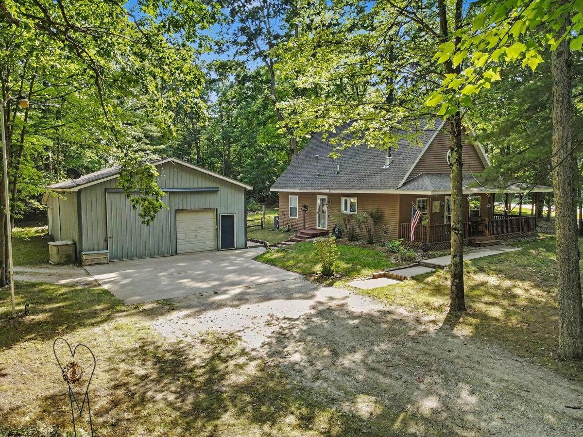 MLS #26045425 image #0