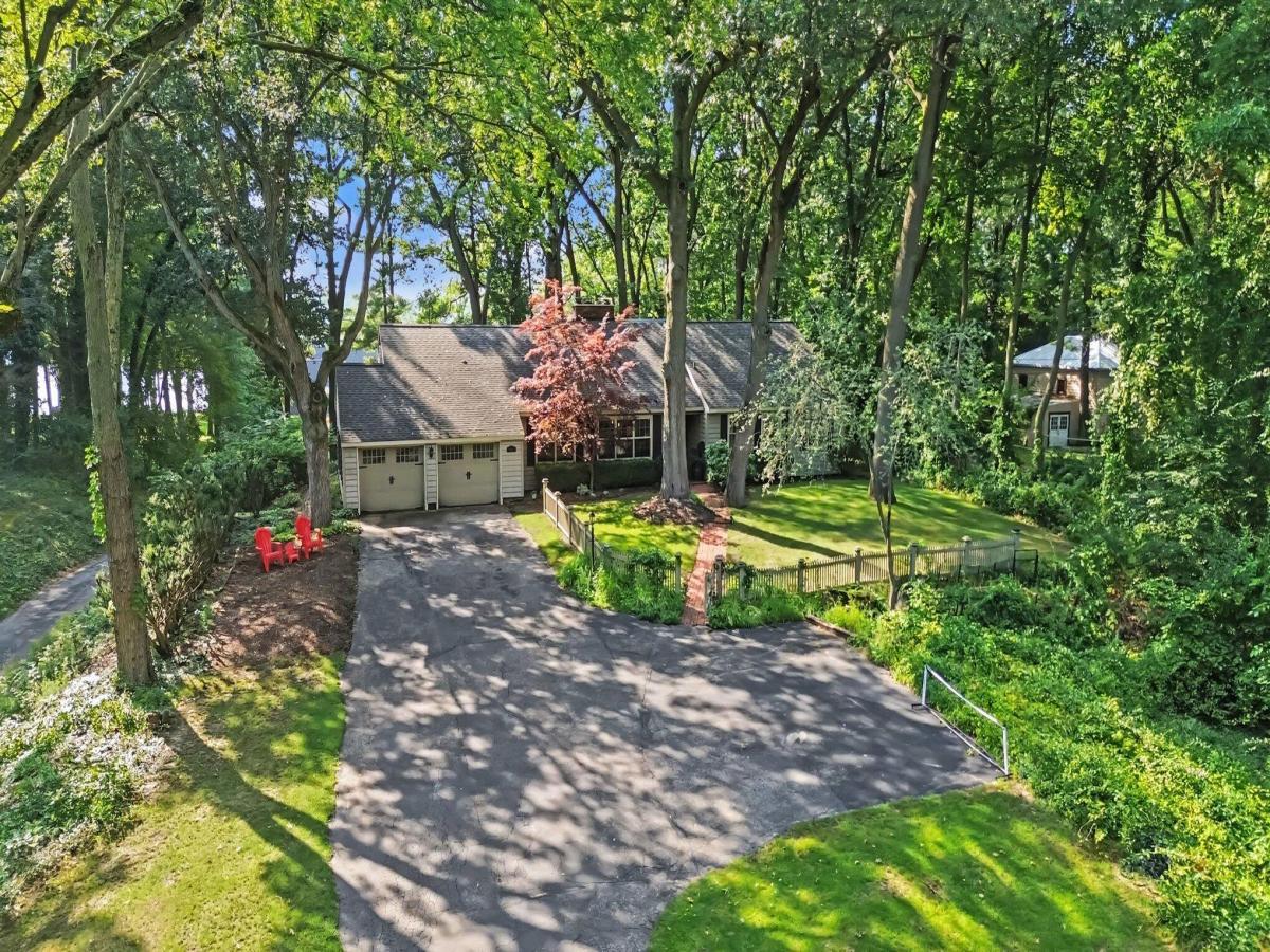 MLS #26045493 image #0
