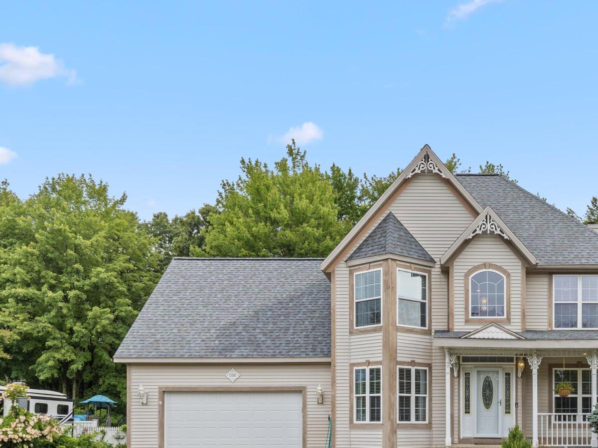 MLS #26045503 image #0