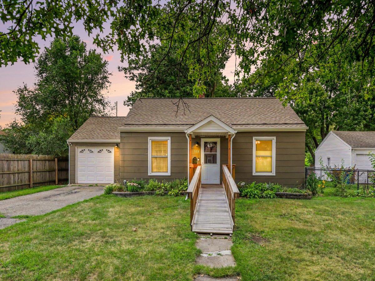 MLS #26045506 image #0