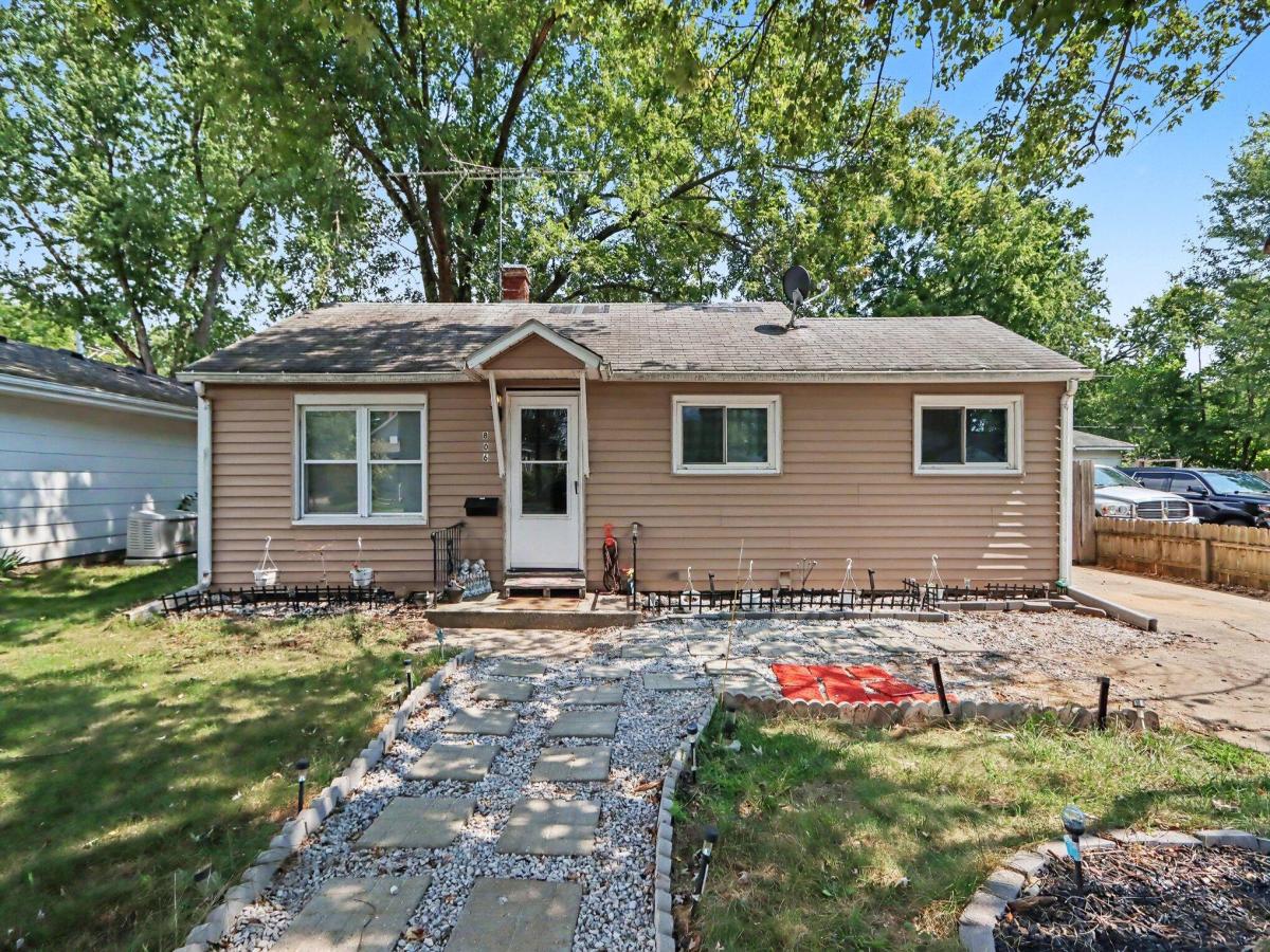 MLS #26045606 image #0