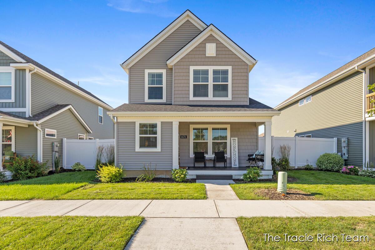 MLS #26045705 image #0
