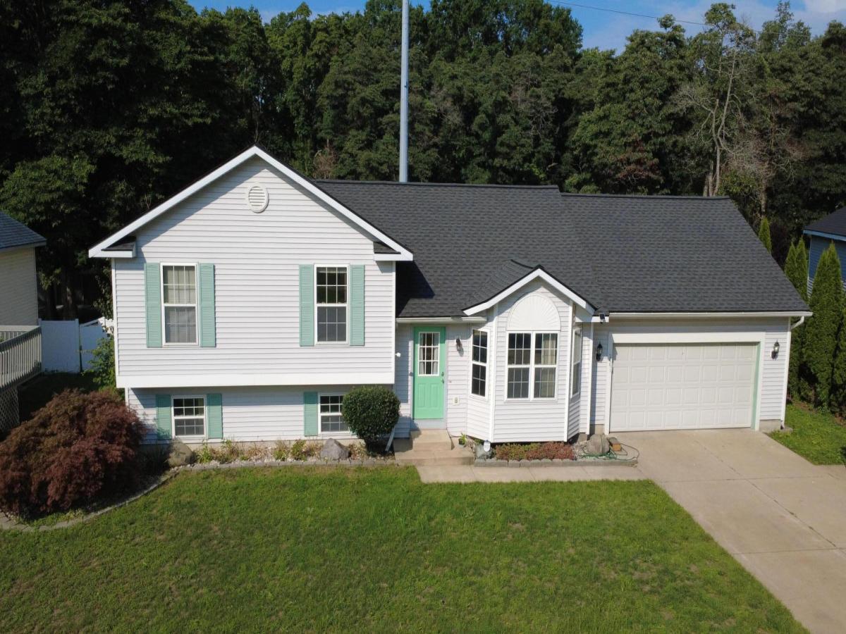 MLS #26045708 image #0