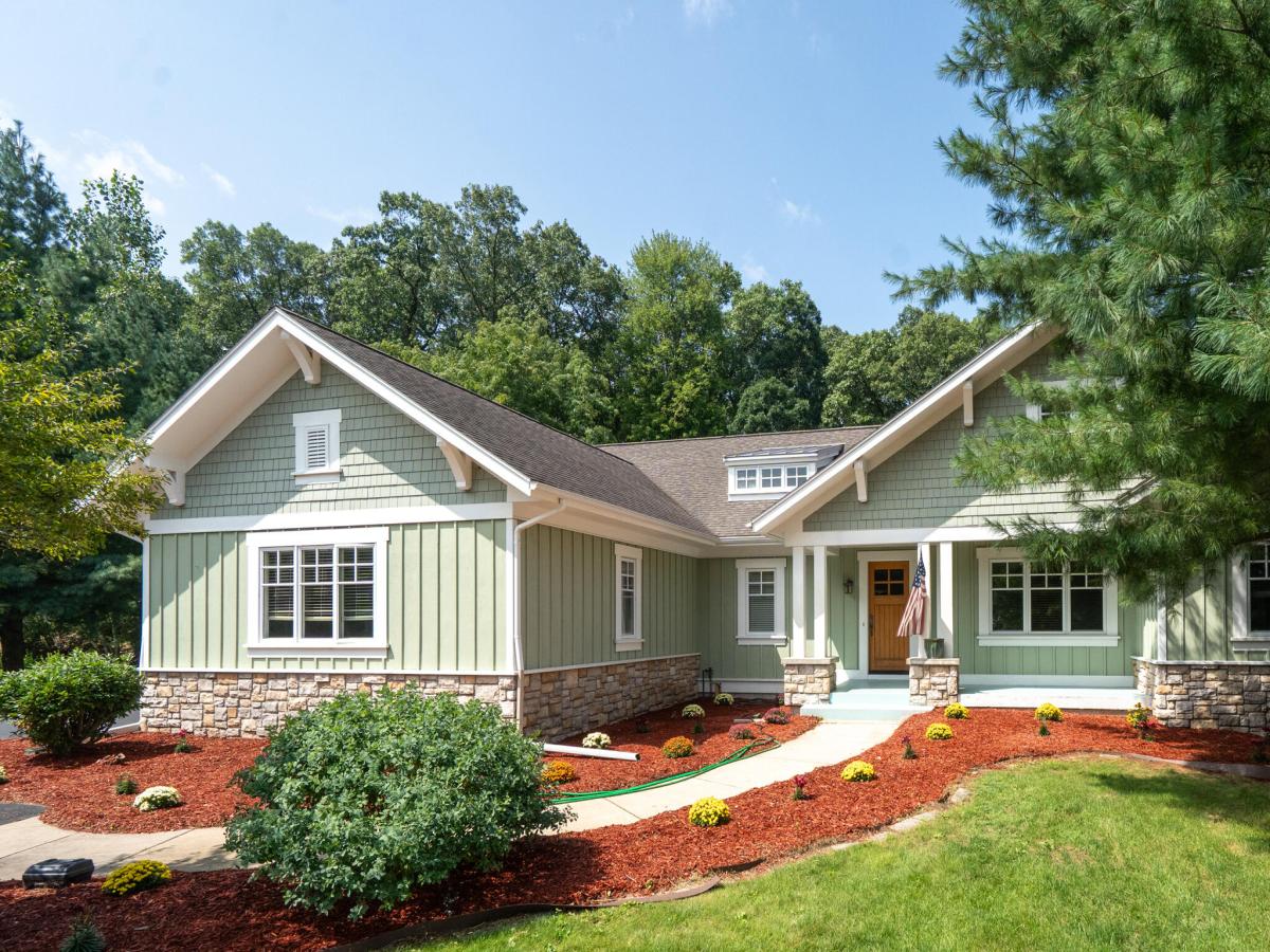 MLS #26045743 image #0