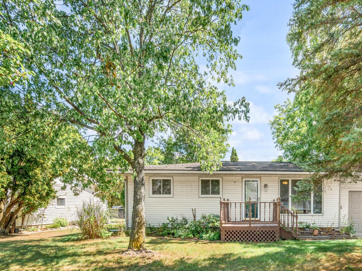 MLS #26045964 image #0