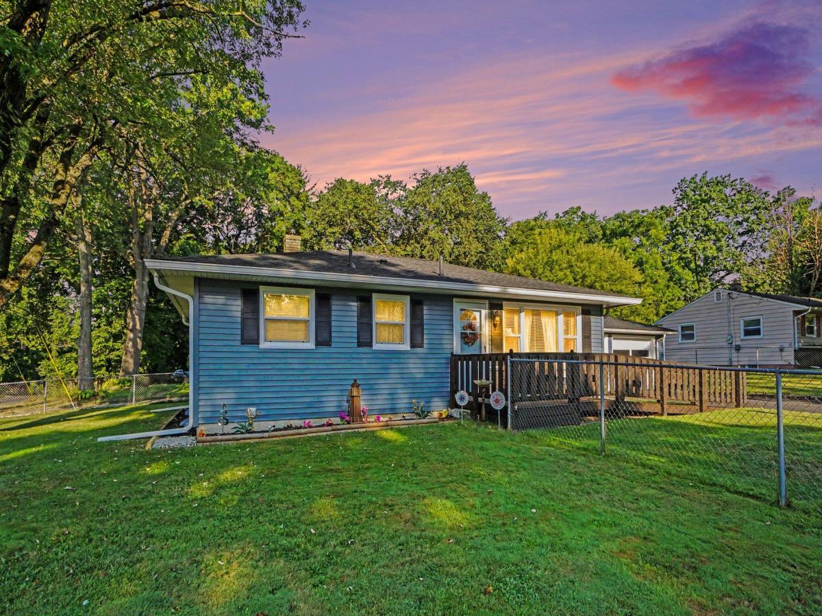 MLS #26045977 image #0