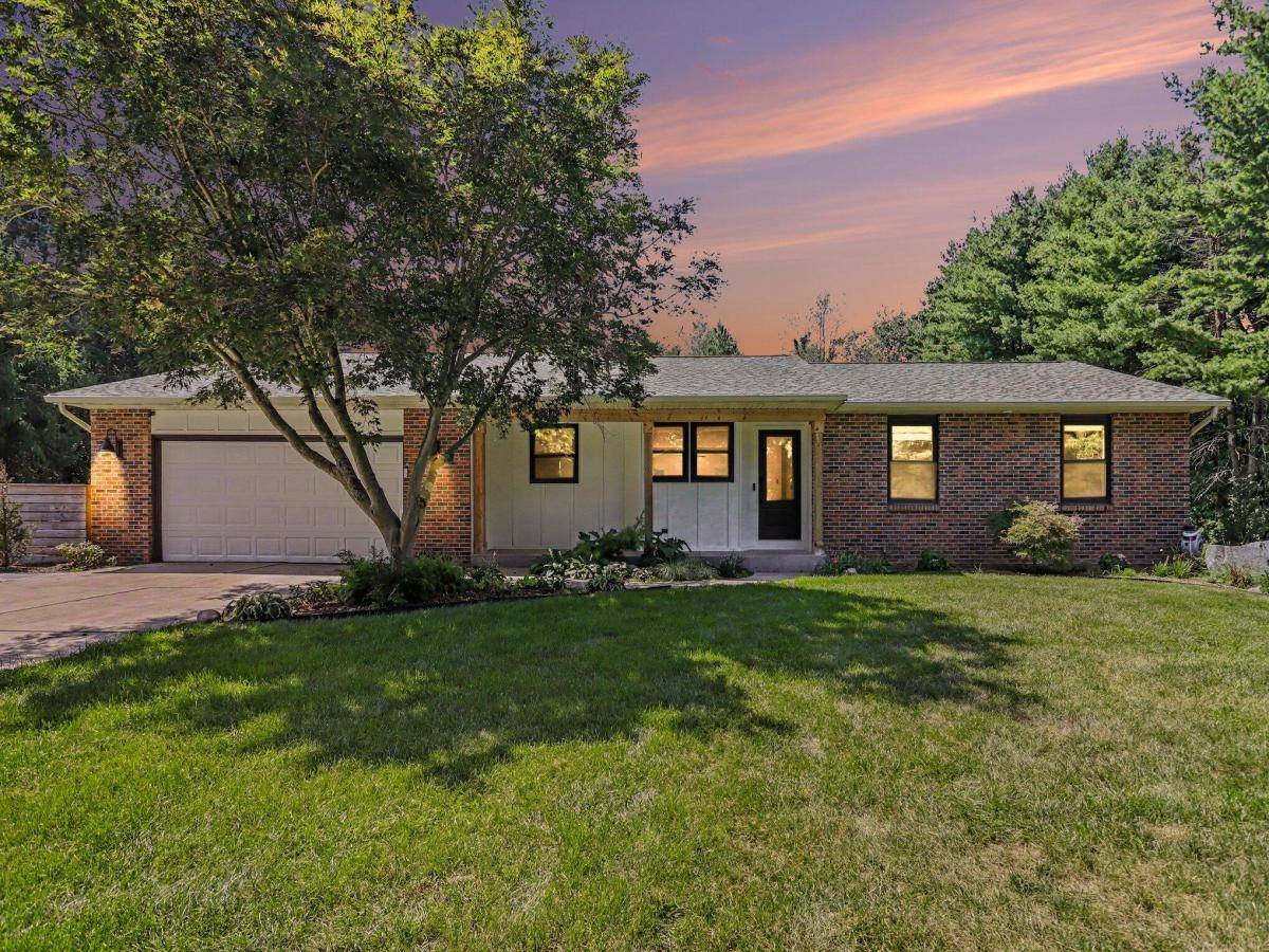 MLS #26046460 image #0