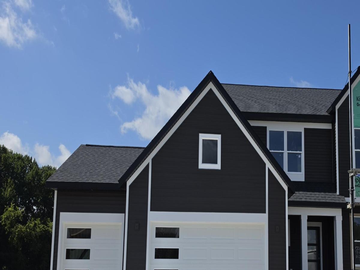 MLS #26046575 image #0
