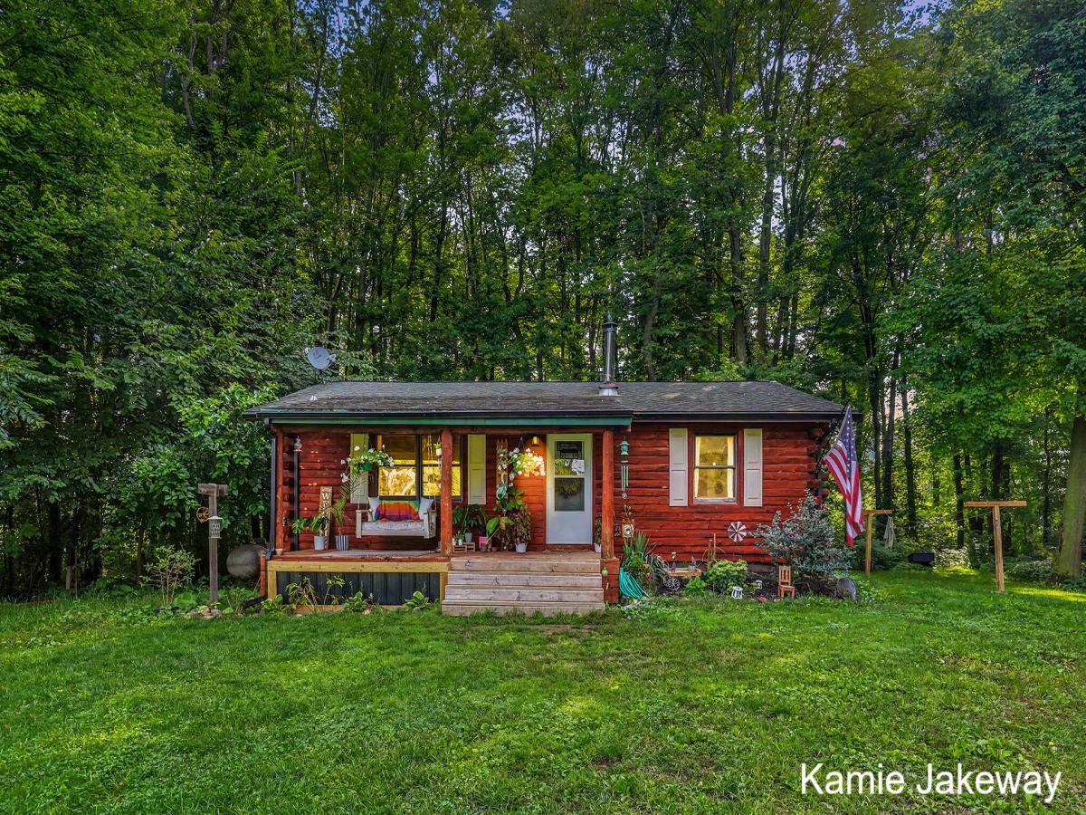 MLS #26046576 image #0