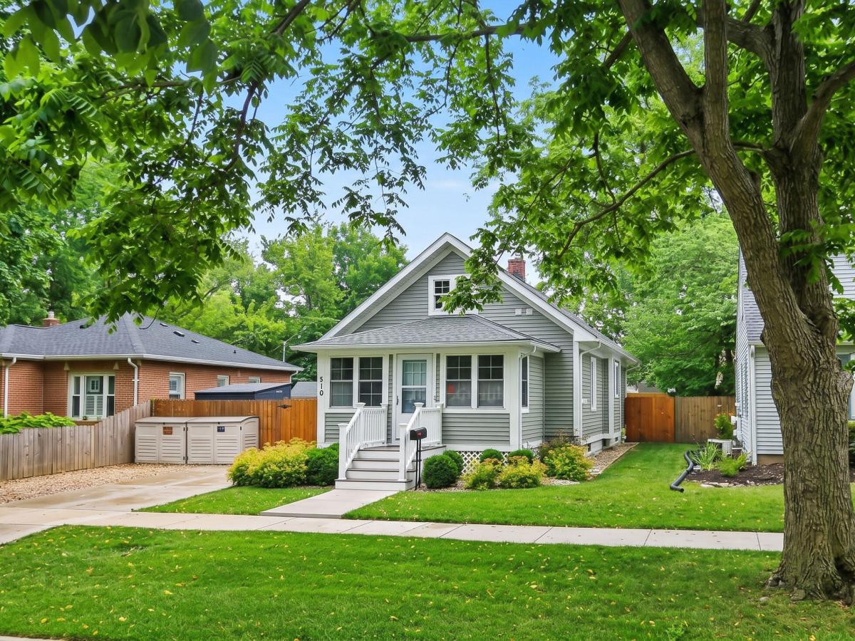 MLS #26046601 image #0