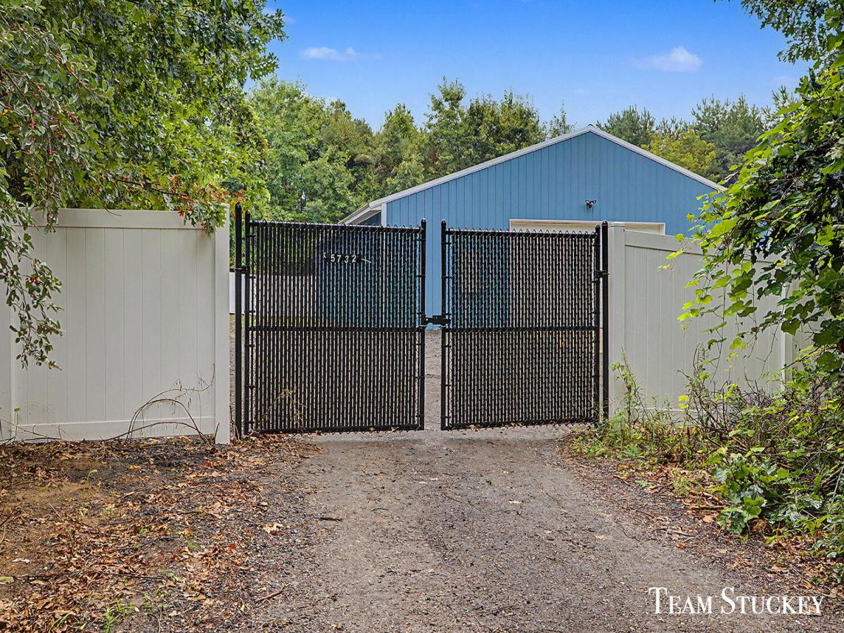 MLS #26046808 image #0