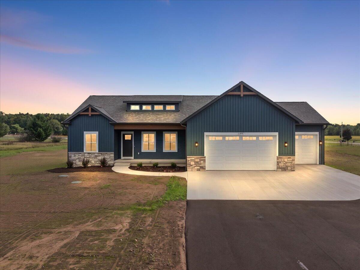 MLS #26047451 image #0