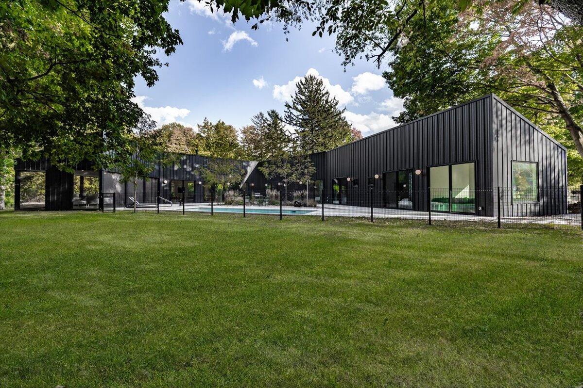 MLS #26047882 image #0