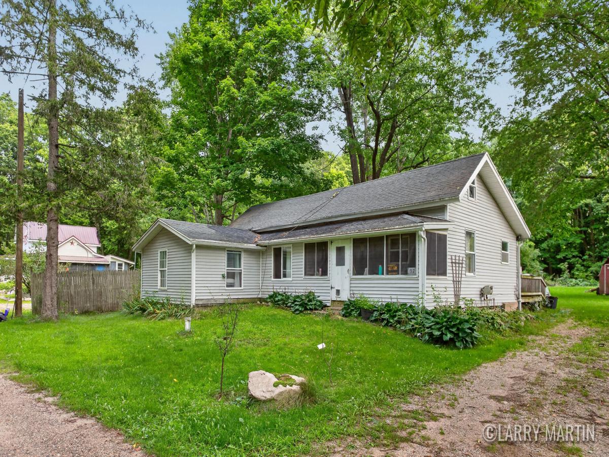 MLS #26048210 image #0
