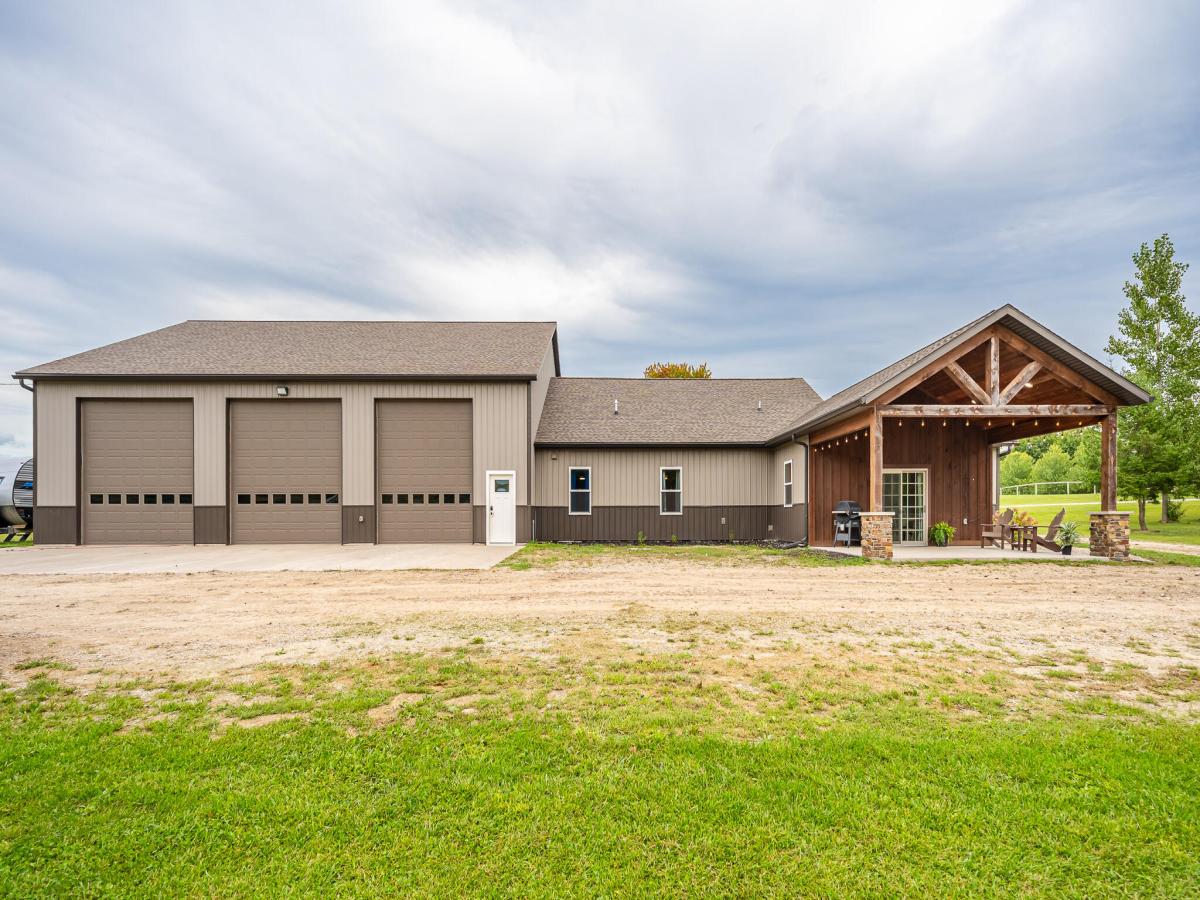 MLS #26048496 image #0