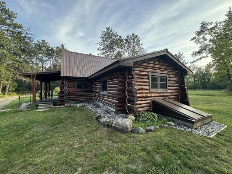 MLS #26048577 image #0