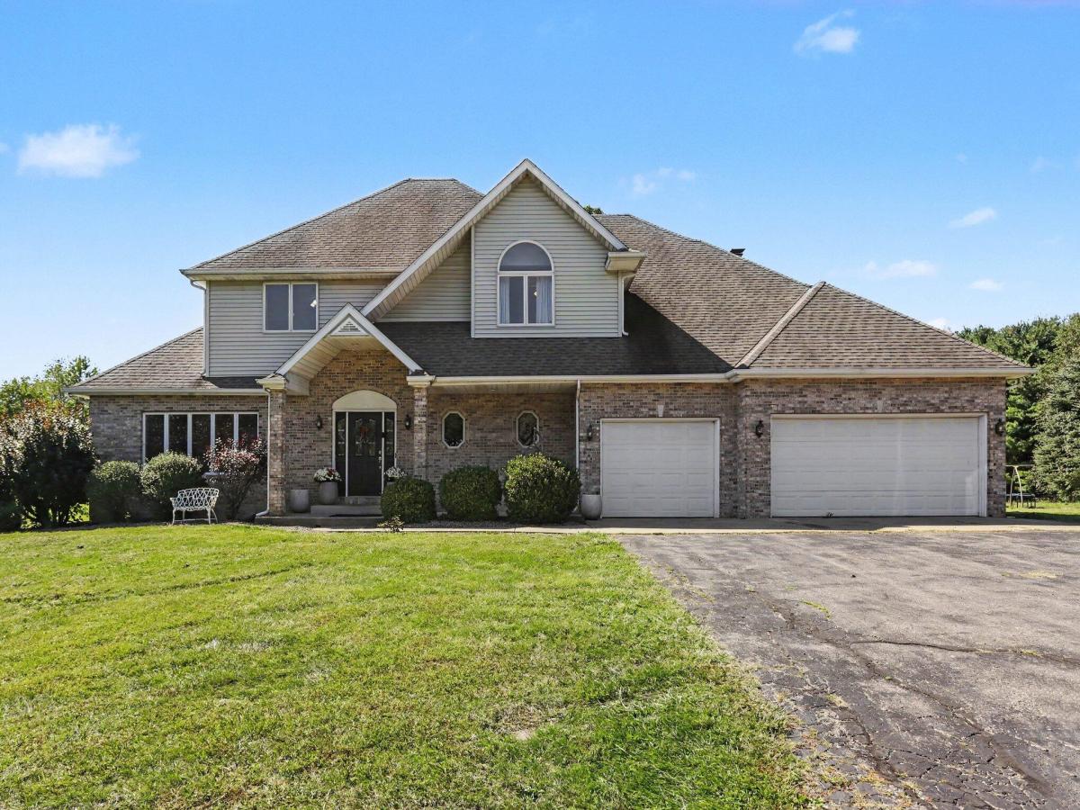 MLS #26049162 image #0