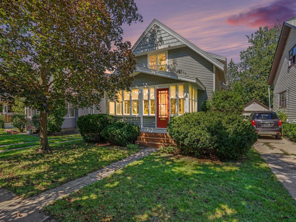 MLS #26049185 image #0