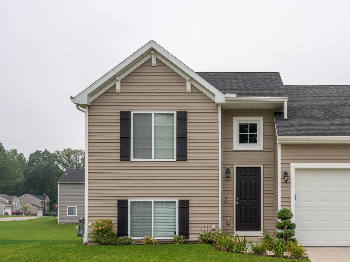 MLS #26049561 image #0