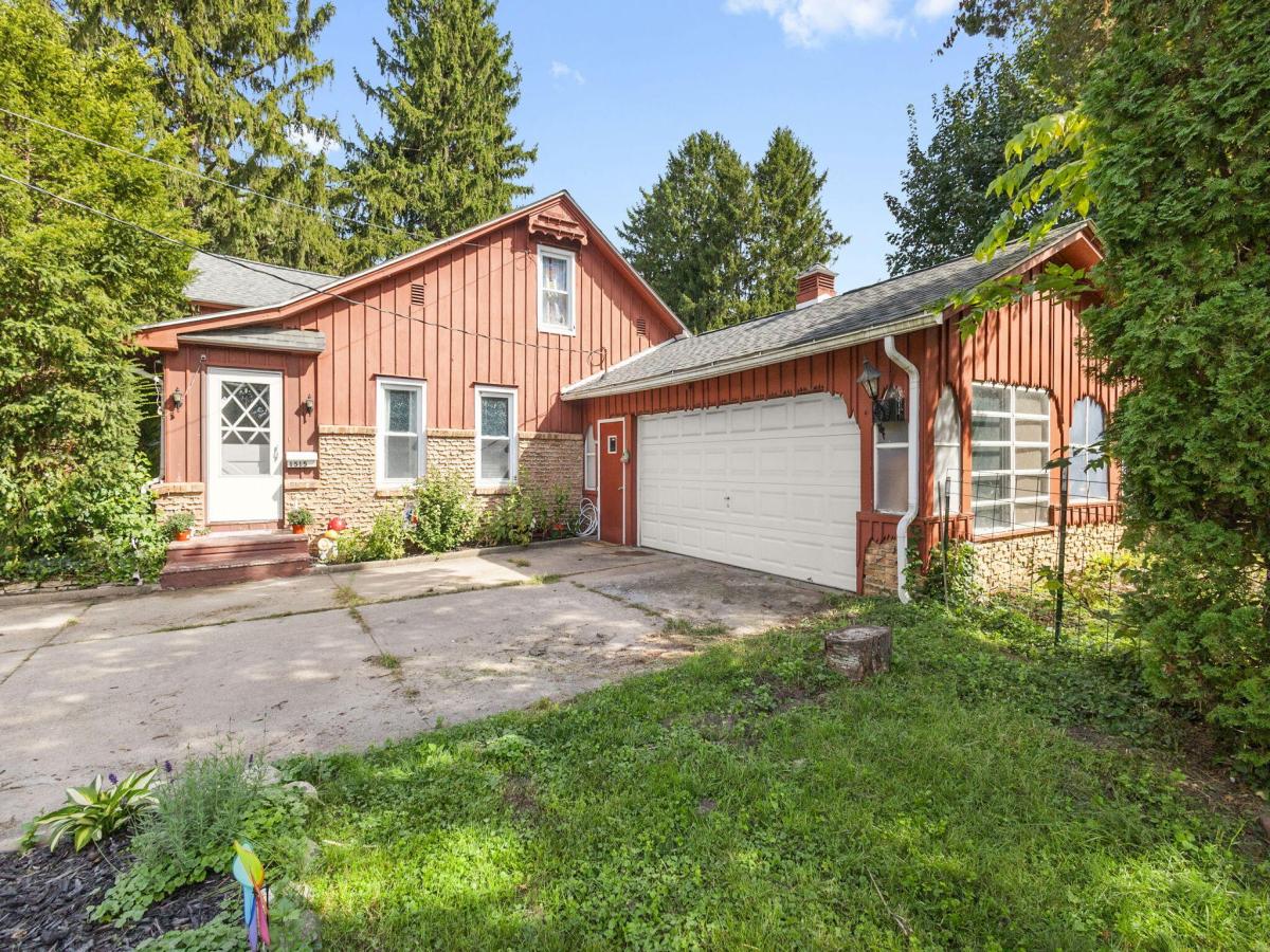 MLS #26049764 image #0