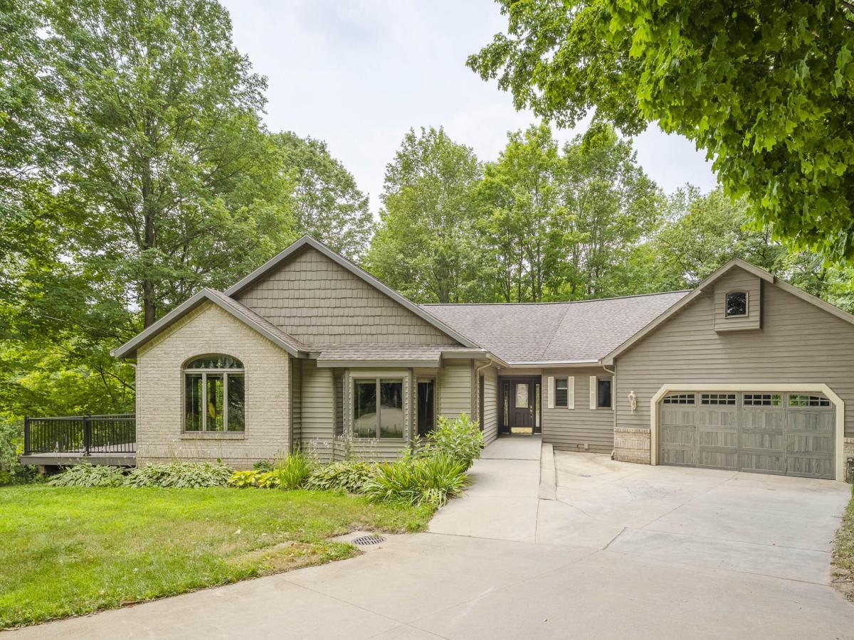 MLS #26049828 image #0
